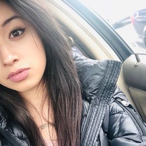 Meet your Posher, Monica